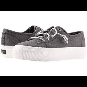 NWOT Sperry Sky Sail Metallic Twill Sneakers